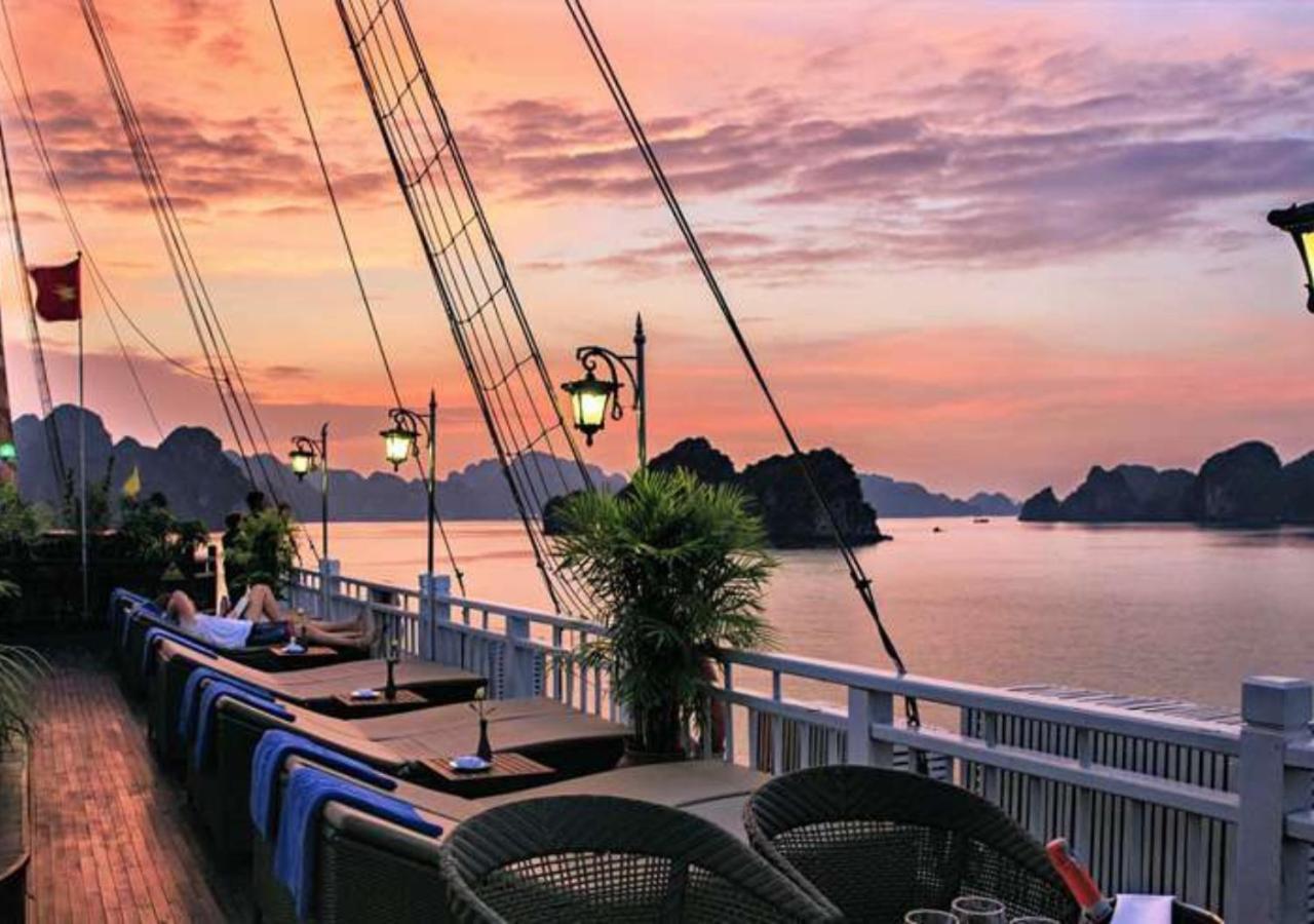 Hotel Arcady Boutique Cruise Ha Long Exterior foto